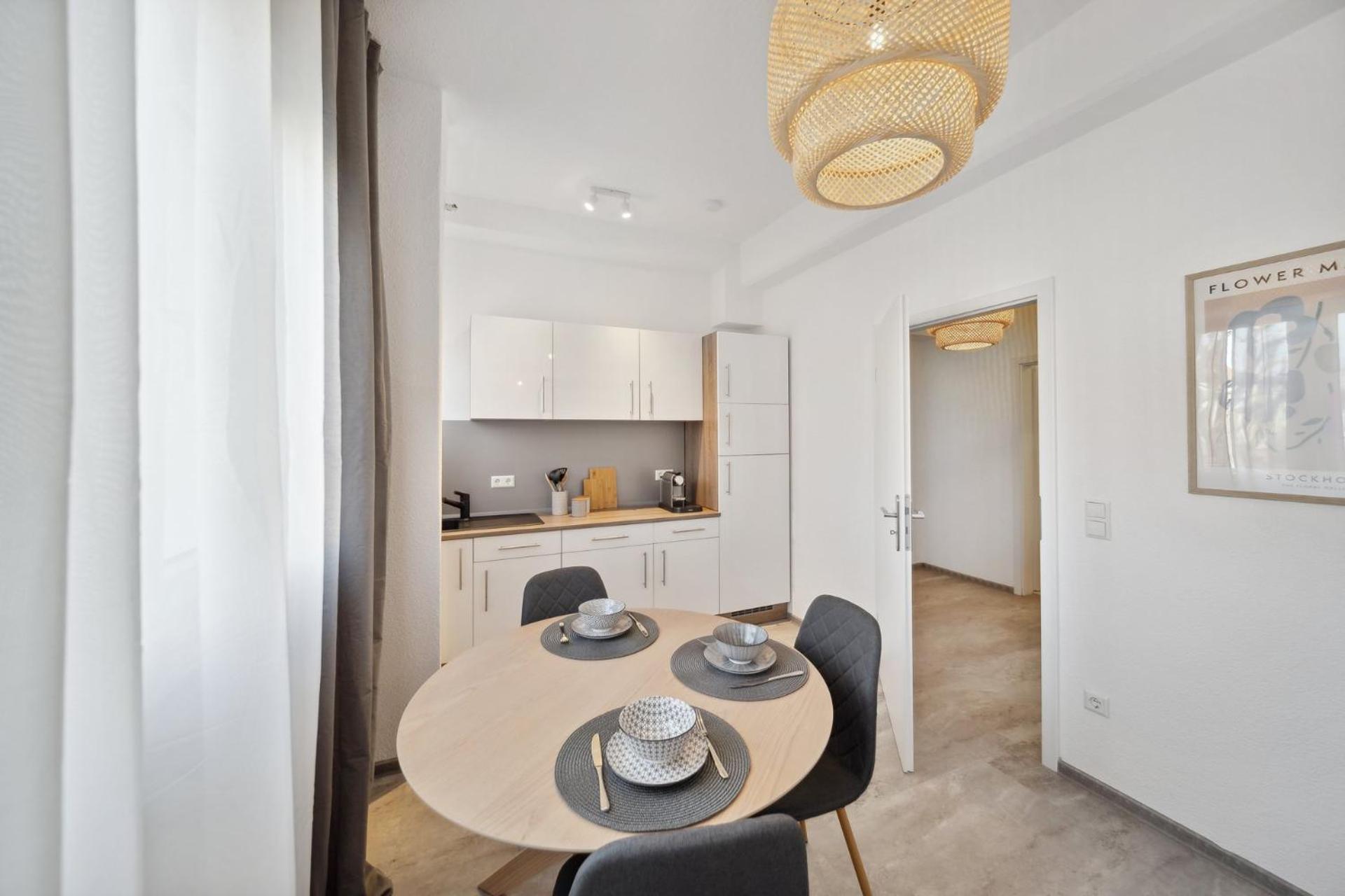 Ruhige Lage, Gute Anbindung, Frisch Renoviert Apartment Fellbach Exterior foto